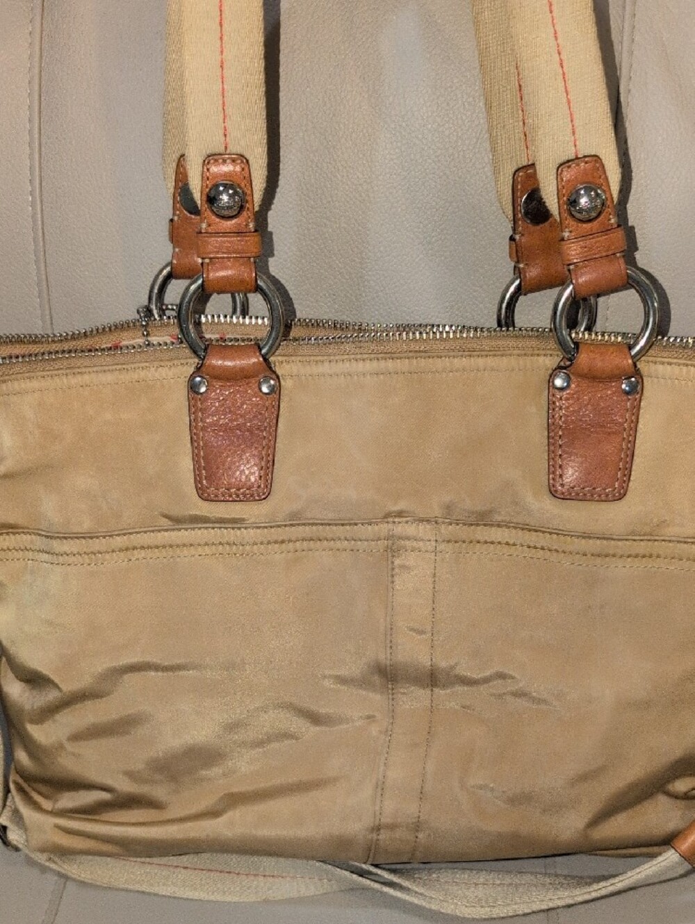 Coach Hampton Weekend Bag - B0871-11748 Satin Tan - Picture 12 of 16